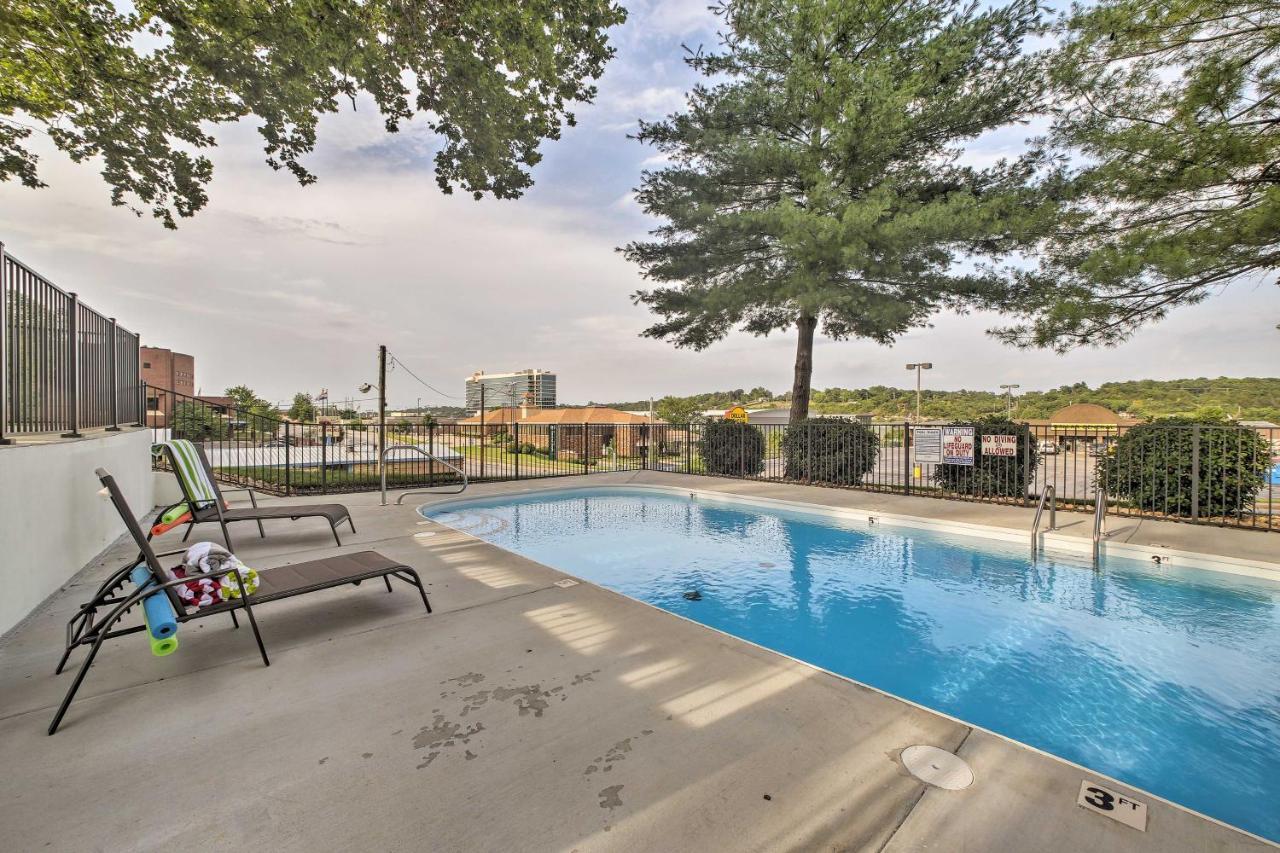 Downtown Branson Cottage With Pool Access! Bagian luar foto