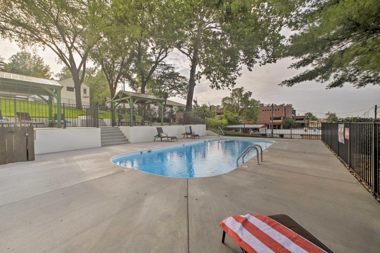Downtown Branson Cottage With Pool Access! Bagian luar foto